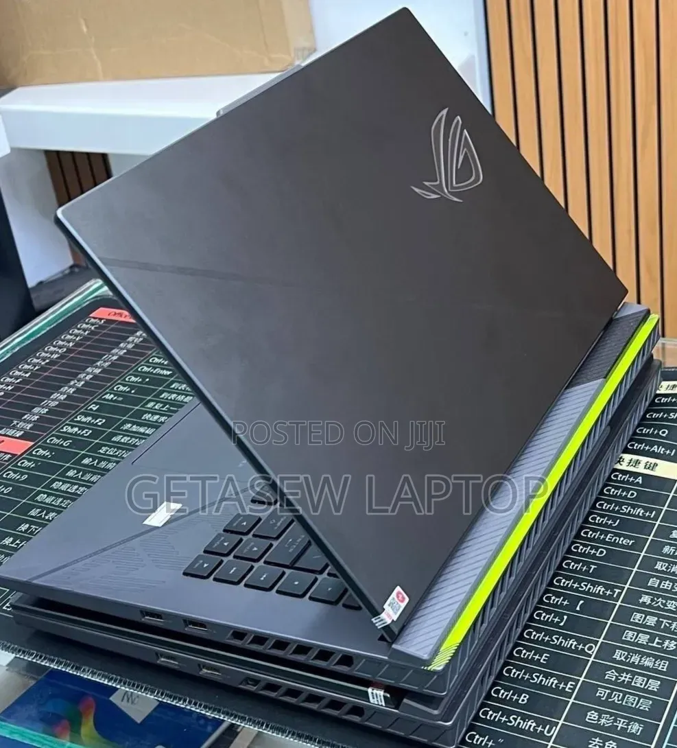 New Laptop Asus ROG Strix G16 G614 16GB Intel Core i9 SSD 1T