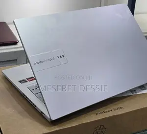 New Laptop Asus Vivobook 15 16GB Intel Core i7 SSD 512GB