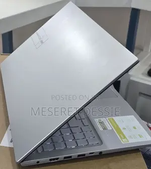 New Laptop Asus Vivobook 15 16GB Intel Core i7 SSD 512GB