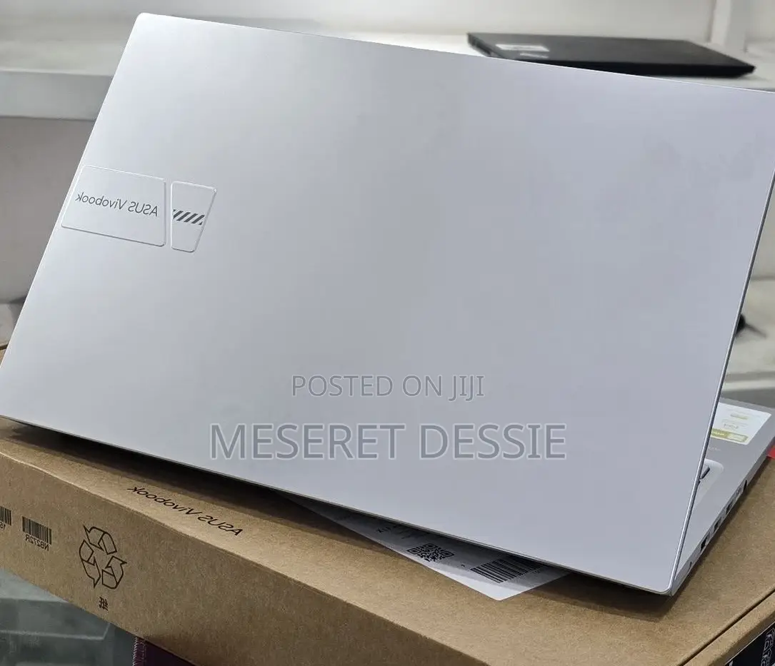 New Laptop Asus Vivobook 15 16GB Intel Core i7 SSD 512GB