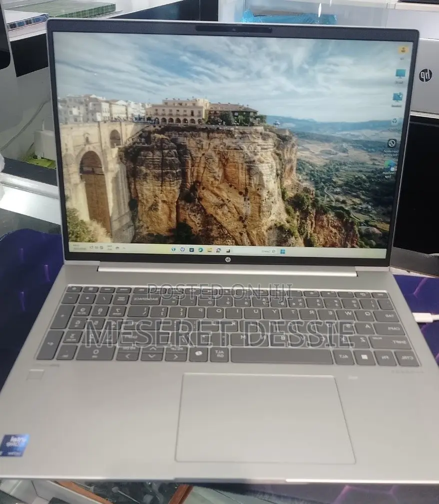New Laptop HP 16GB Intel Core Ultra 7 SSD 1T