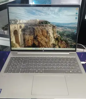 New Laptop HP 16GB Intel Core Ultra 7 SSD 1T
