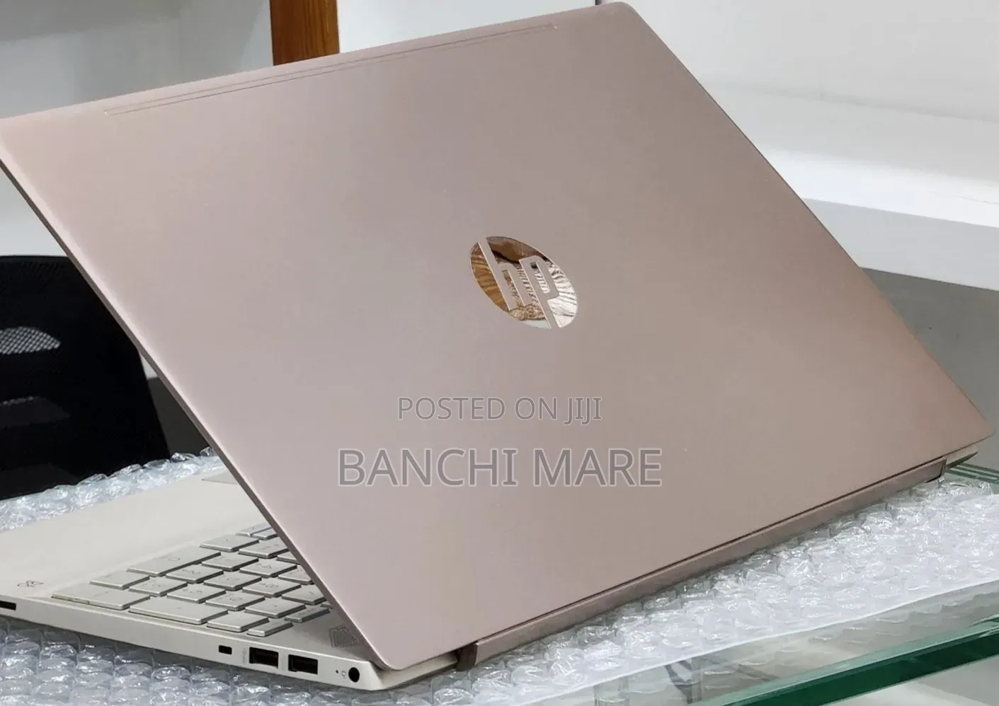 New Laptop HP Pavilion 10 8GB Intel Core i5 SSD 512GB