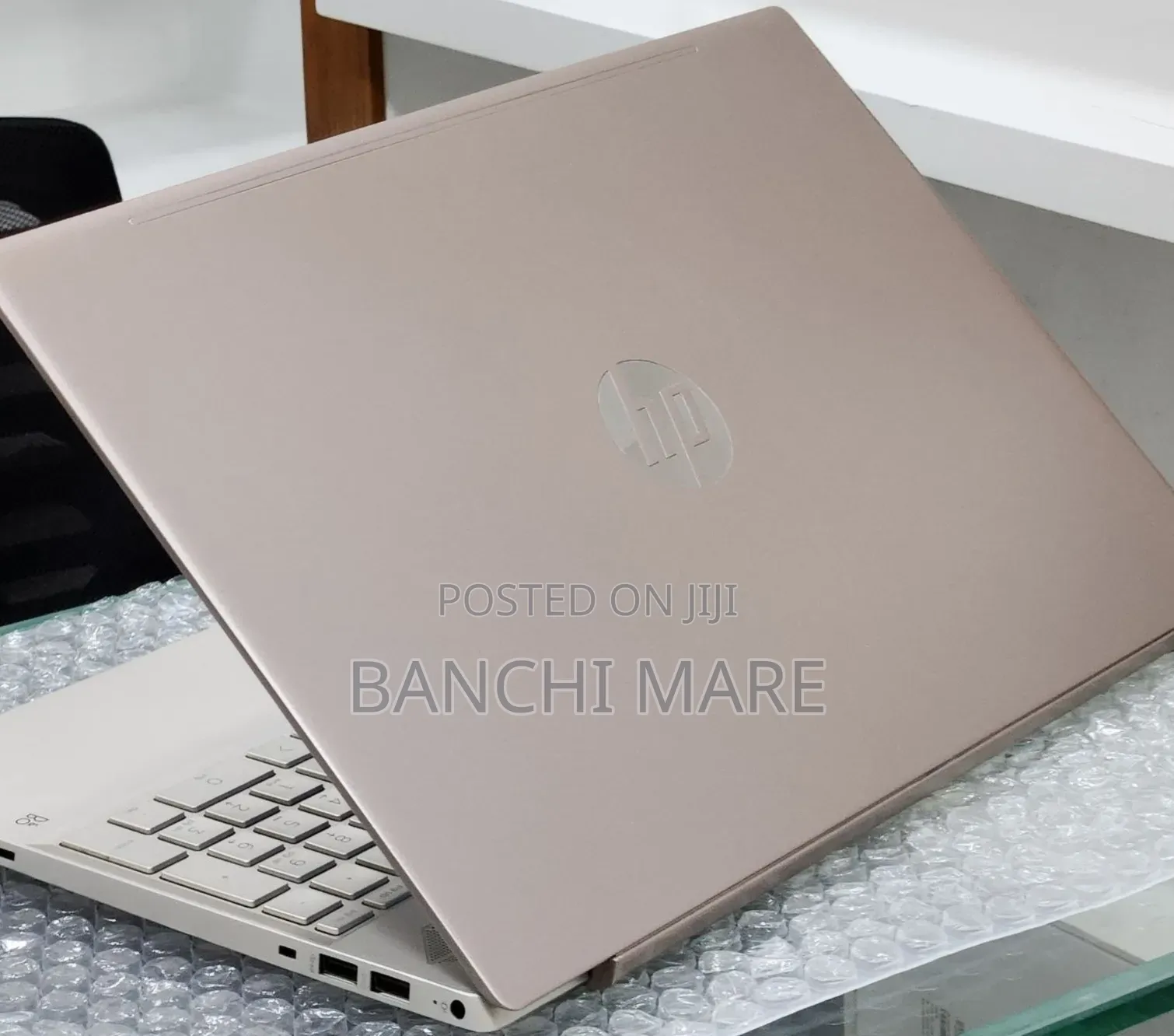 New Laptop HP Pavilion 10 8GB Intel Core i5 SSD 512GB