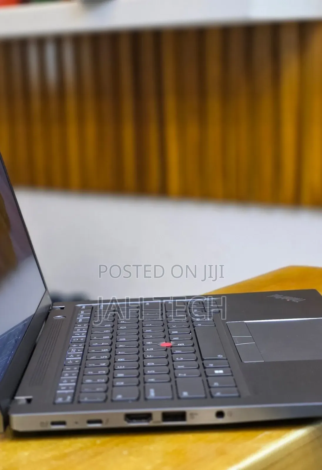 New Laptop Lenovo ThinkPad T14s Gen 2 16GB Intel Core i7 SSD 512GB