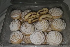 Maamoul(Cookies With Date Inside)
