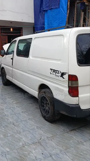Toyota HiAce 2008 White