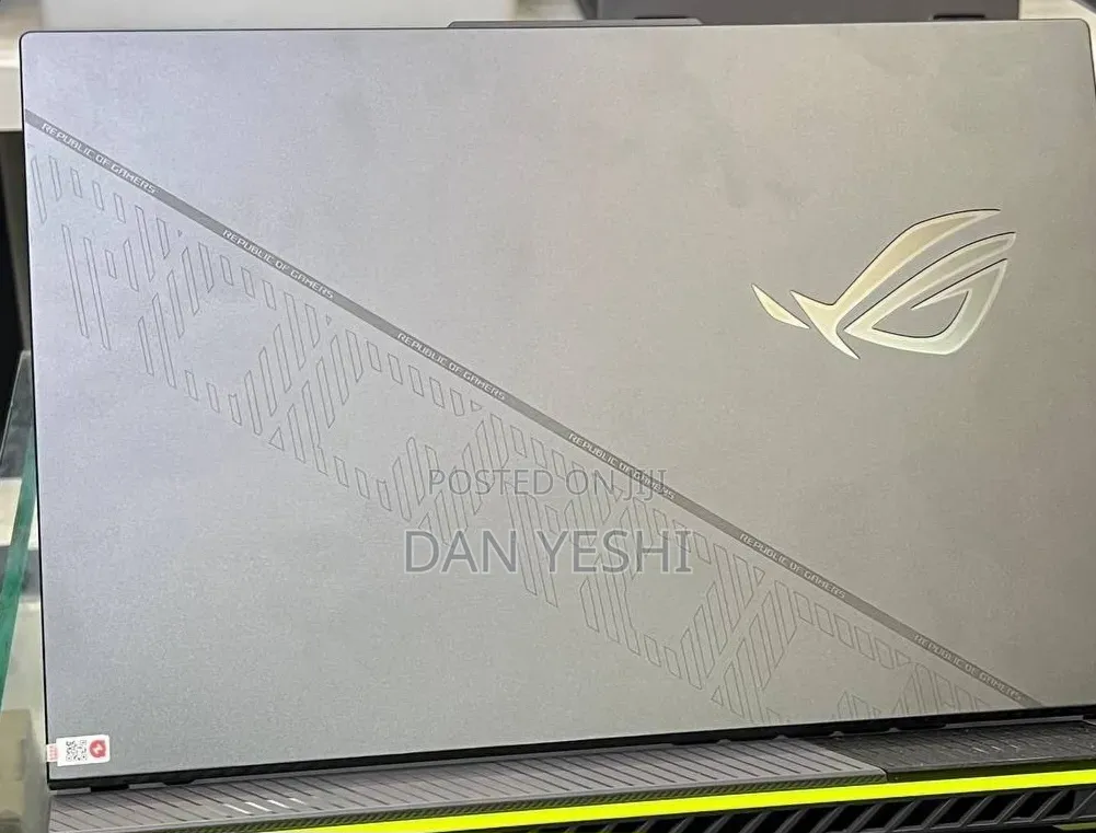 New Laptop Asus 16GB Intel Core i9 SSD 1T