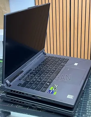 New Laptop Asus ROG Strix G15 16GB Intel Core i9 SSD 1T