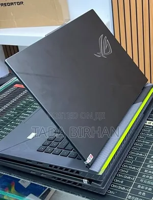 New Laptop Asus ROG Strix G15 16GB Intel Core i9 SSD 1T