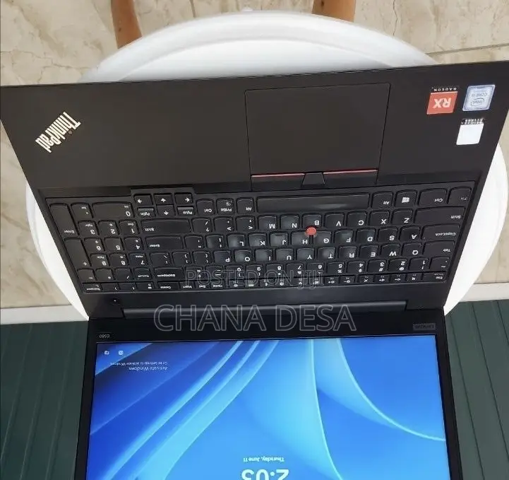 New Laptop Lenovo 8GB Intel Core i5 SSD 256GB