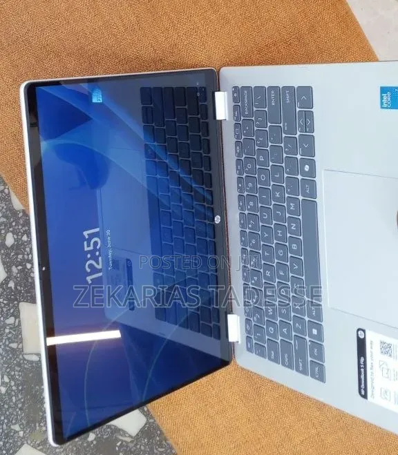 New Laptop HP OmniBook 5 Flip 16GB Intel Core 7 SSD 512GB