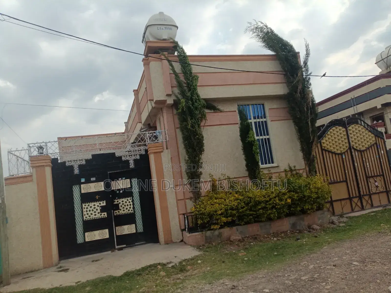 Furnished 9bdrm House in Dukem Bishoftu, East Shewa for sale