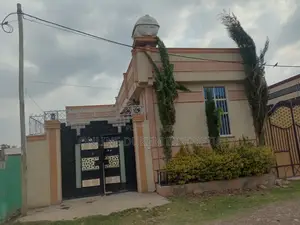Furnished 9bdrm House in Dukem Bishoftu, East Shewa for sale