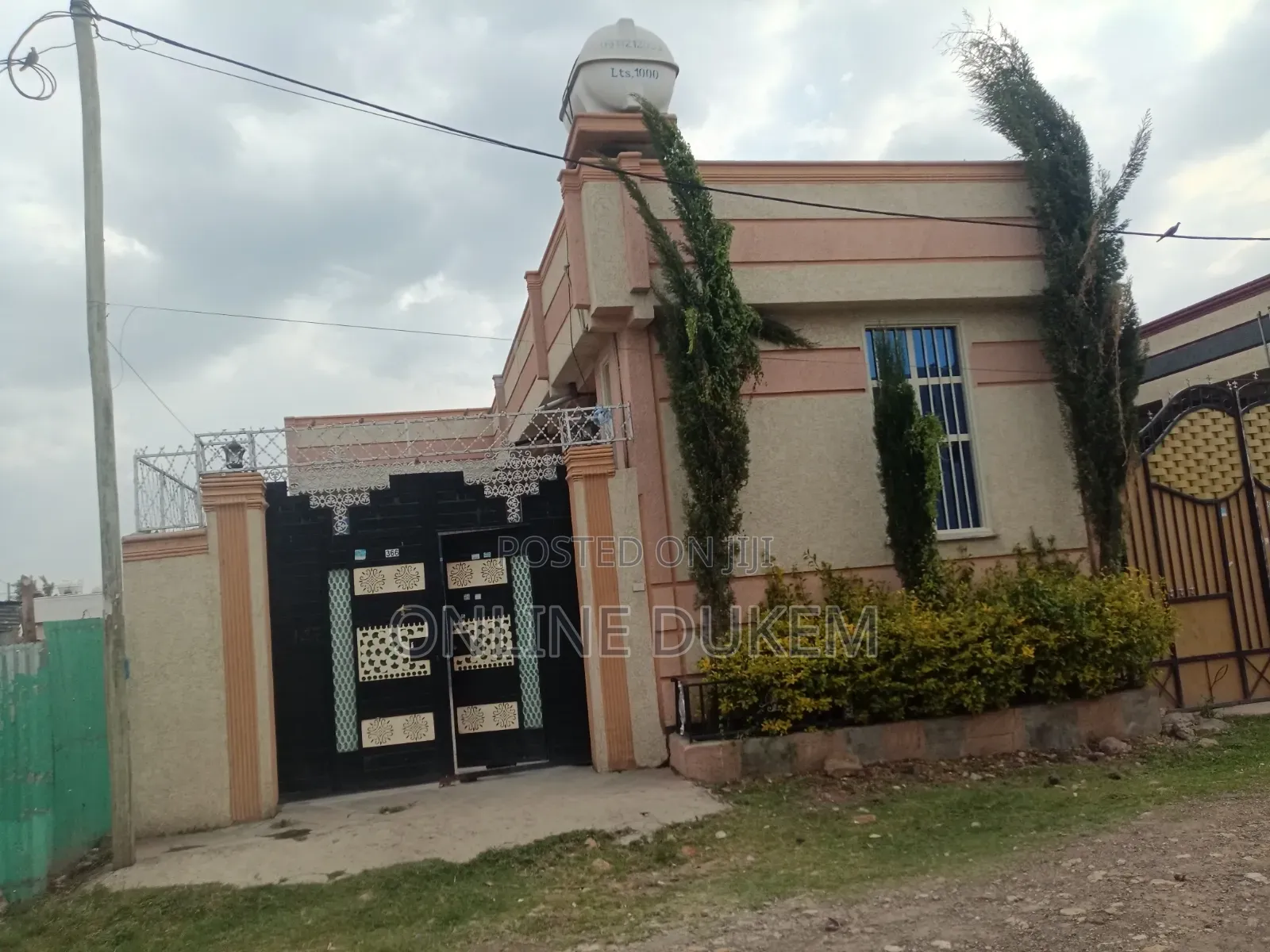 Furnished 9bdrm House in Dukem Bishoftu, East Shewa for sale
