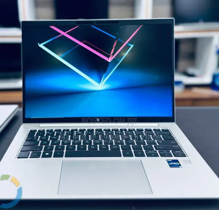 New Laptop HP EliteBook 840 G10 16GB Intel Core i7 SSD 512GB