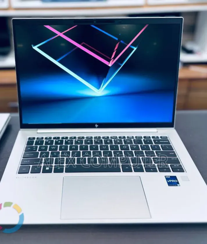 New Laptop HP EliteBook 840 G10 16GB Intel Core i7 SSD 512GB