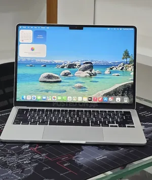 New Laptop Apple MacBook Air 2024 M3 16GB Apple M3 SSD 256GB