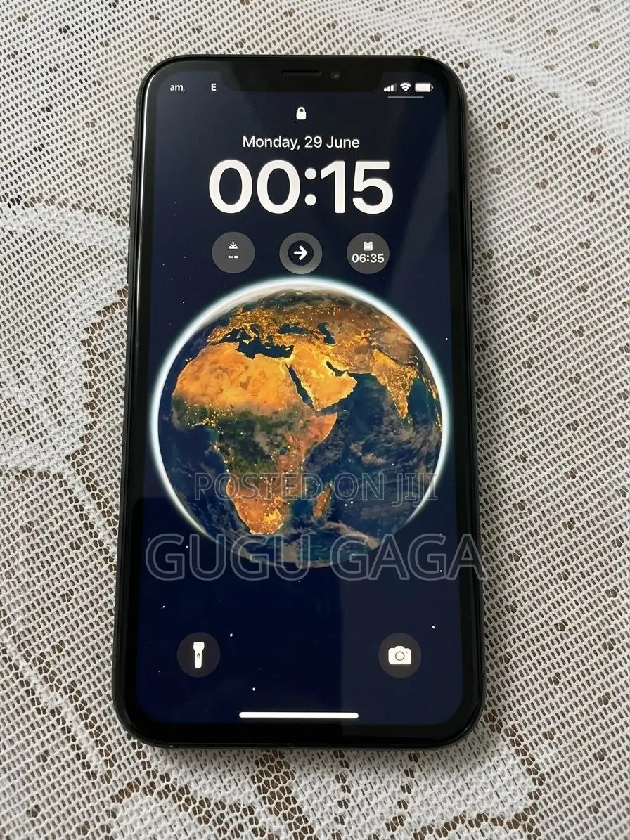 Apple iPhone XR 64 GB Black