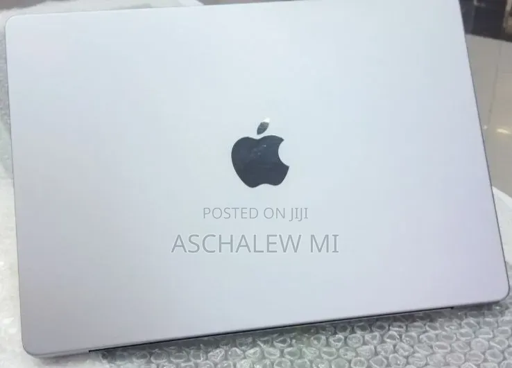 New Laptop Apple MacBook Pro 2021 M1 32GB Apple M1 Pro SSD 512GB