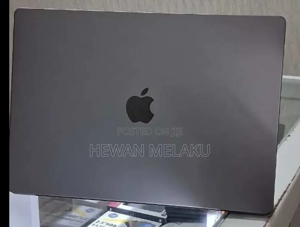 New Laptop Apple MacBook Pro 2021 M1 Max 32GB Apple M1 Max SSD 1T