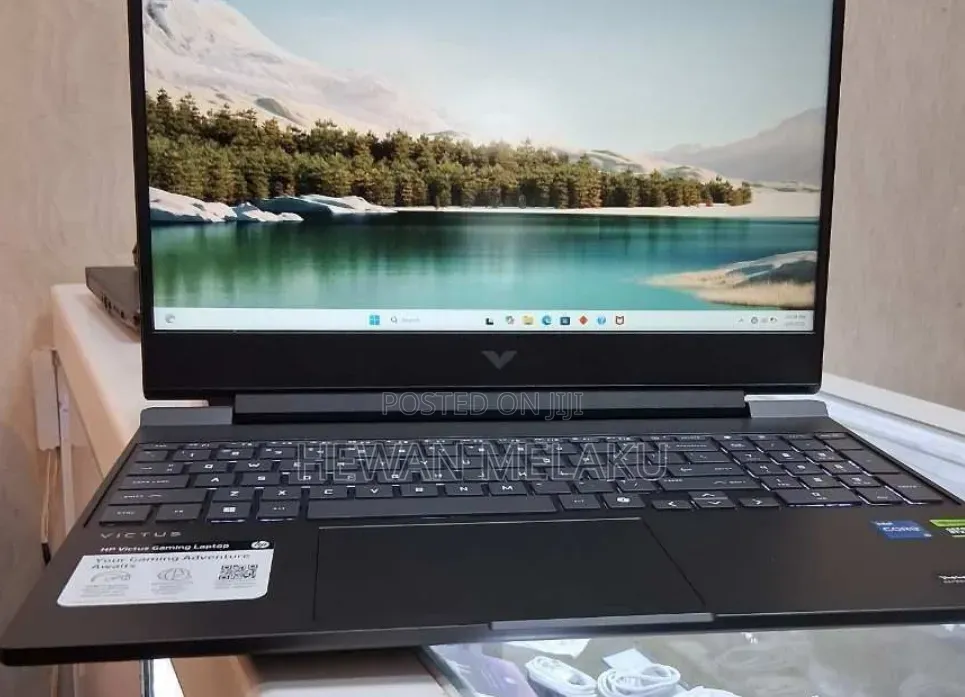 New Laptop HP Victus 15 16GB Intel Core i5 SSD 512GB