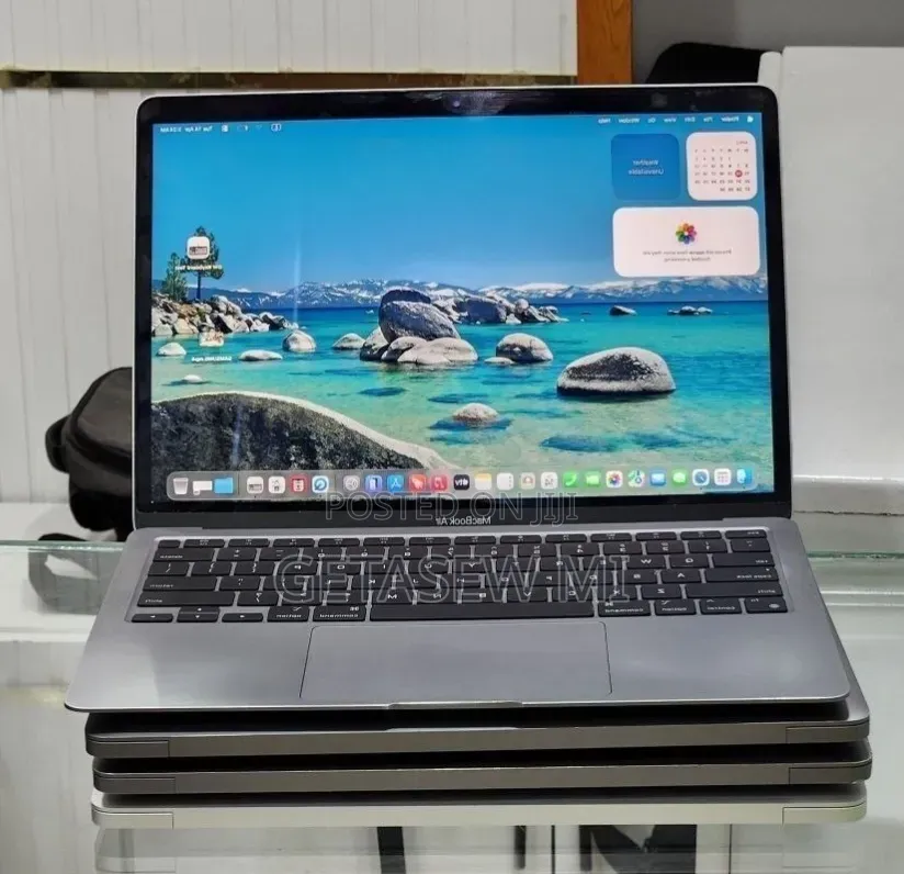 New Laptop Apple MacBook Air 2020 M1 8GB Apple M1 SSD 256GB