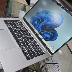 New Laptop HP EliteBook 840 G9 16GB Intel Core i7 SSD 512GB