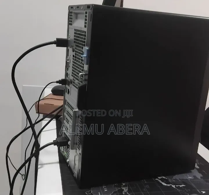 New Desktop Computer Dell Optiplex 7090 32GB Intel Core i7 HDD 1T
