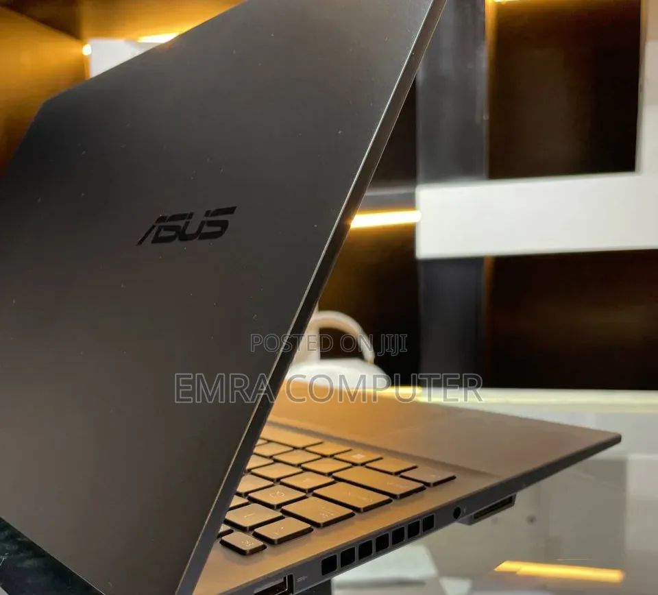 New Laptop Asus 16GB Intel Core i9 SSD 1T