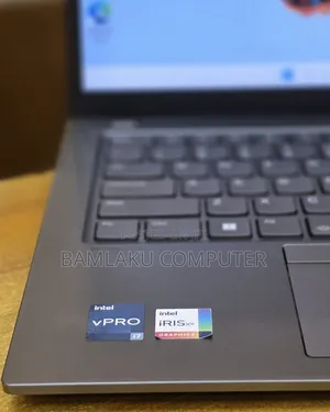 New Laptop Lenovo ThinkPad T14s Gen 2 16GB Intel Core i7 SSD 512GB