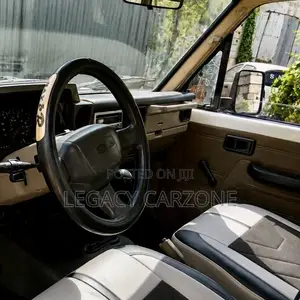 Toyota Land Cruiser 2008 White
