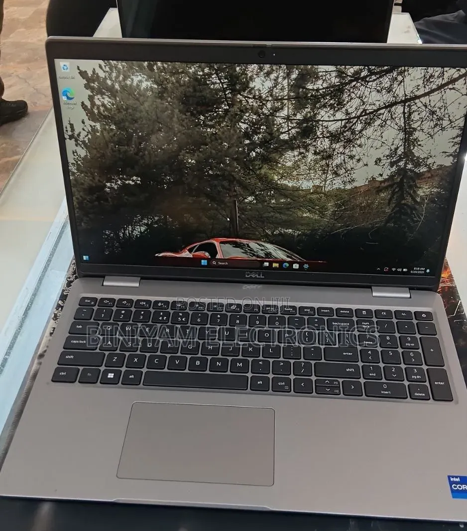 New Laptop Dell Latitude 5540 16GB Intel Core i7 SSD 512GB