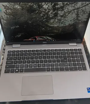 New Laptop Dell Latitude 5540 16GB Intel Core i7 SSD 512GB
