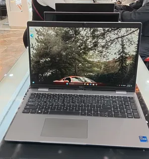 New Laptop Dell Latitude 5540 16GB Intel Core i7 SSD 512GB