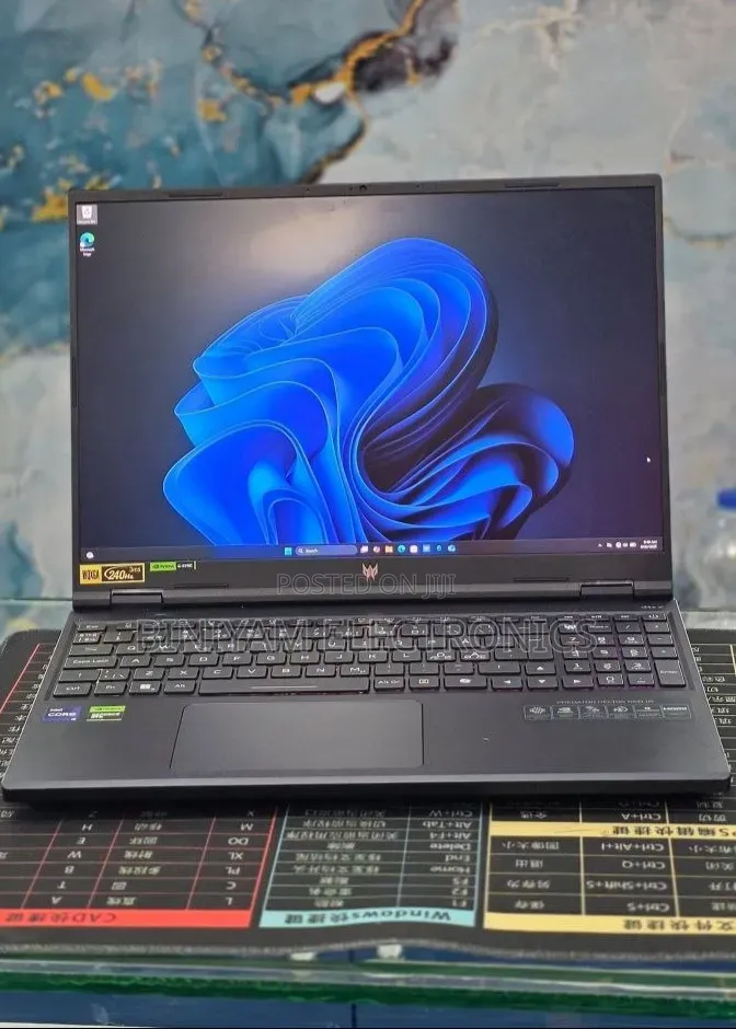 New Laptop Acer Predator Helios Neo 16 16GB Intel Core i9 SSD 1T