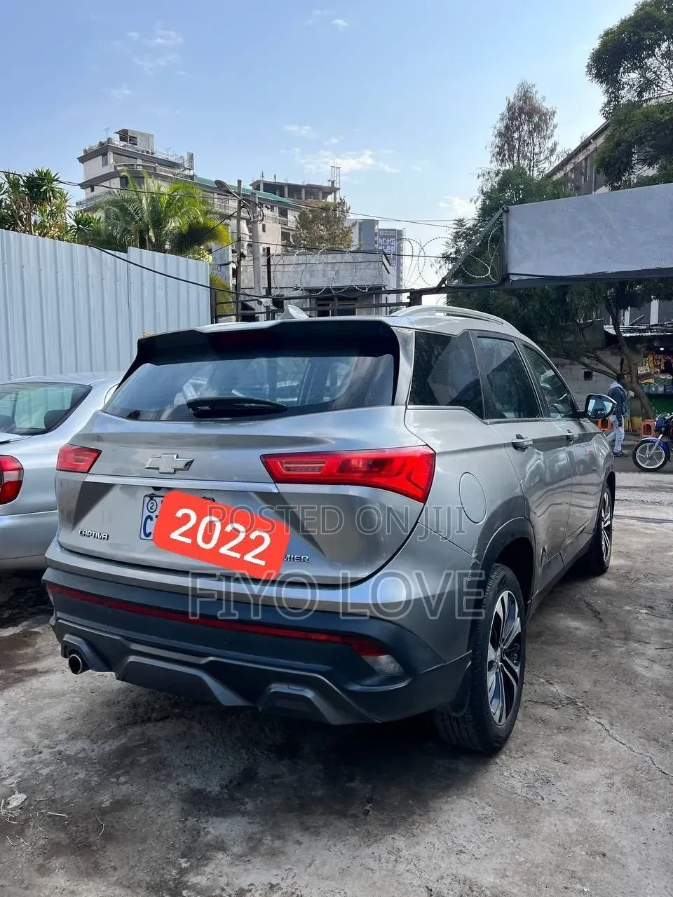 Chevrolet Captiva 2022 Gray