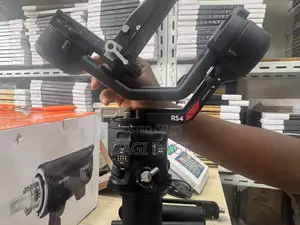 Dji Rs 4 Pro Combo