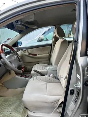 Toyota Corolla 2007 Gold