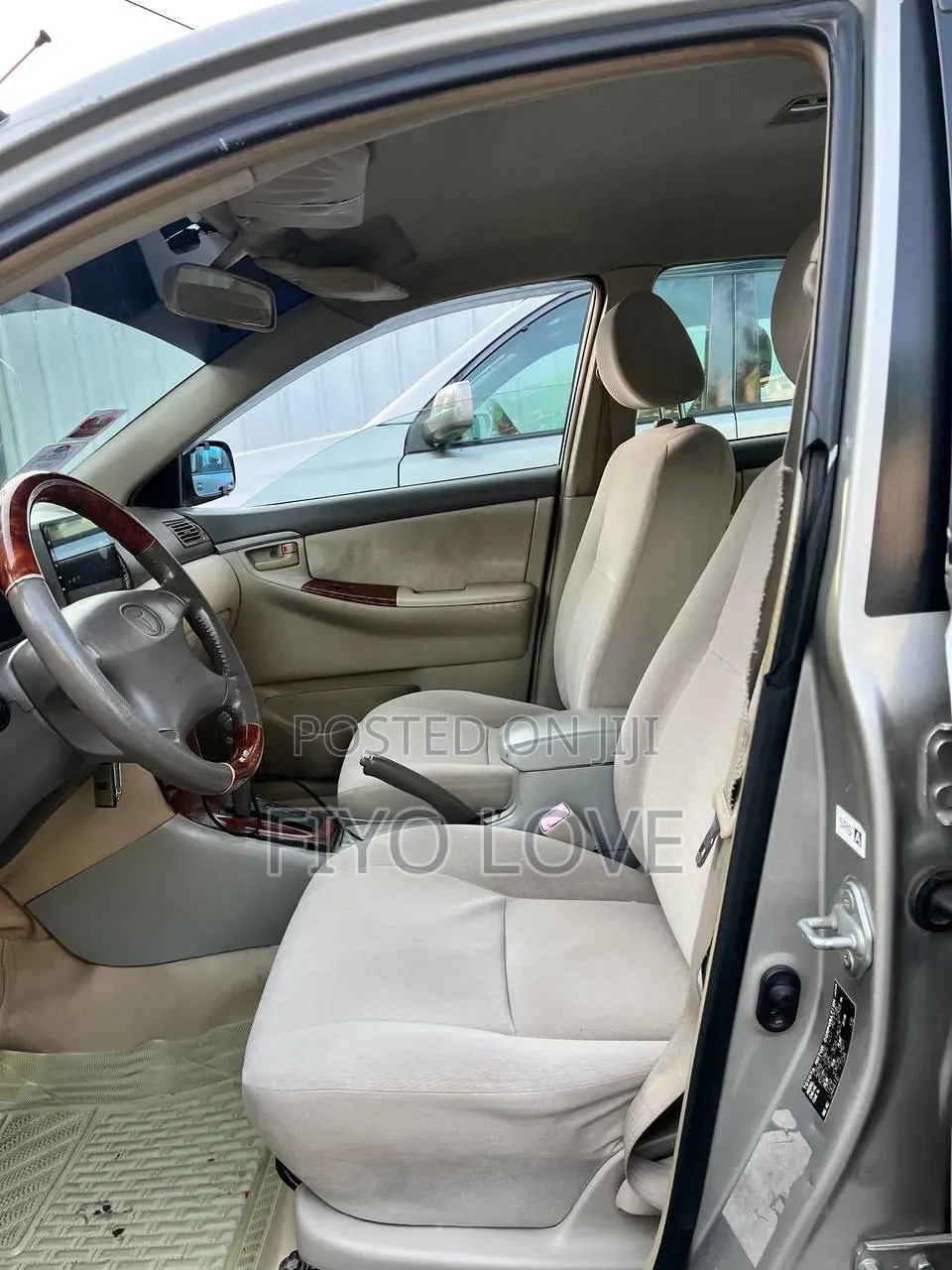 Toyota Corolla 2007 Gold