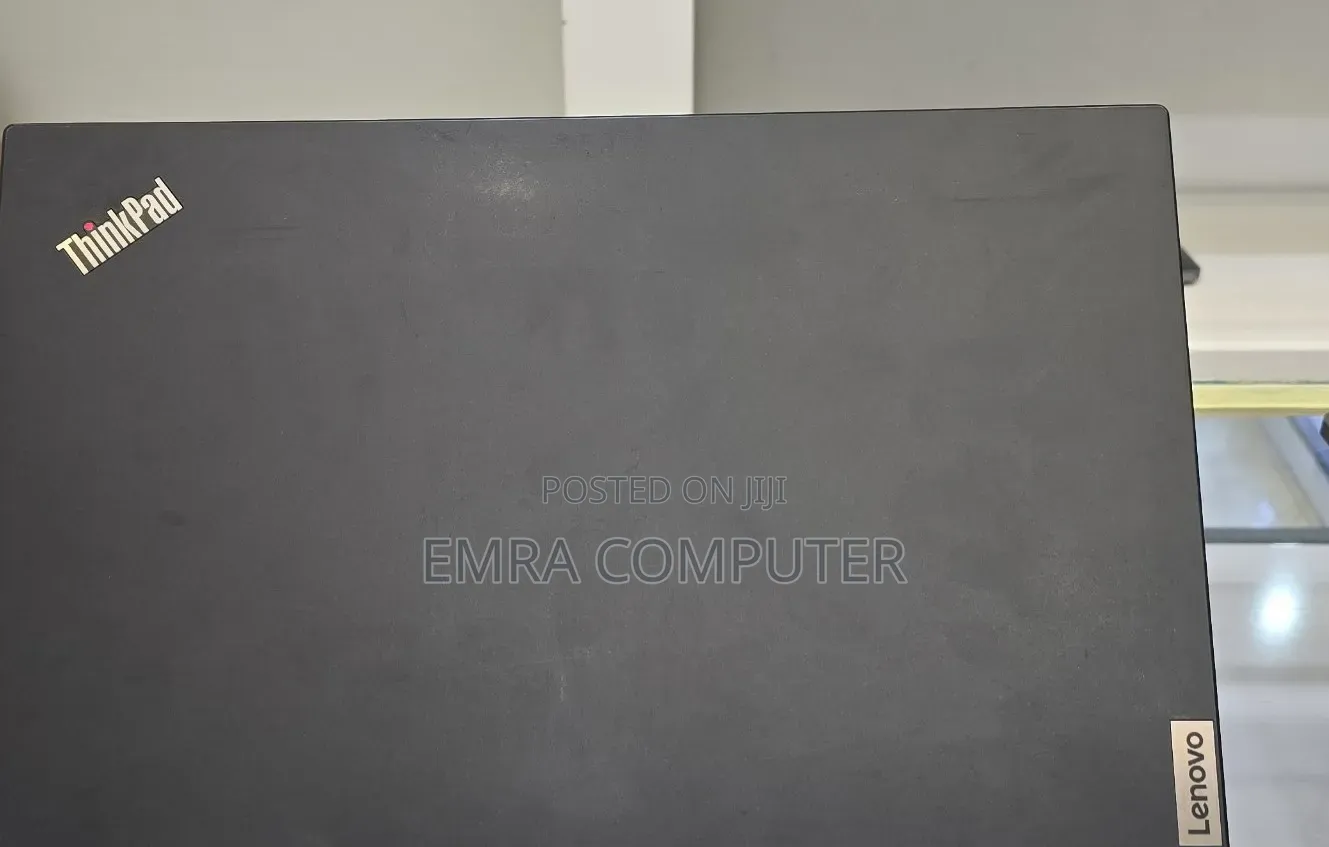 New Laptop Lenovo 8GB Intel Core i5 SSD 256GB