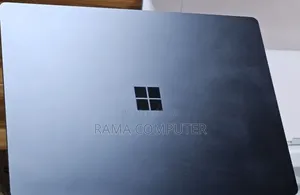 New Laptop Microsoft Surface 16GB Intel Core i7 SSD 256GB