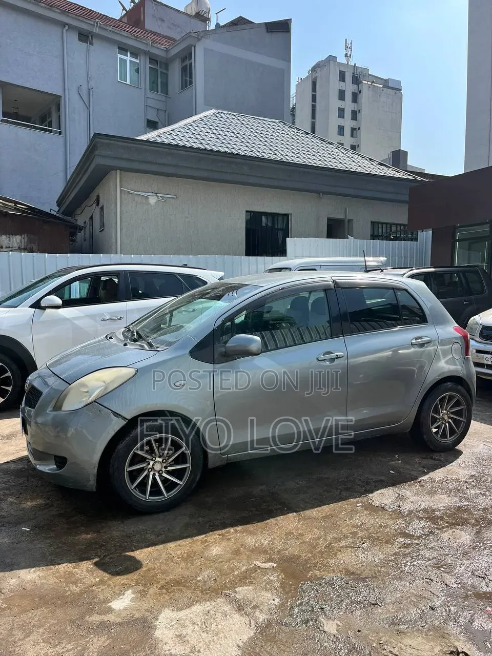 Toyota Yaris 2007 Gray