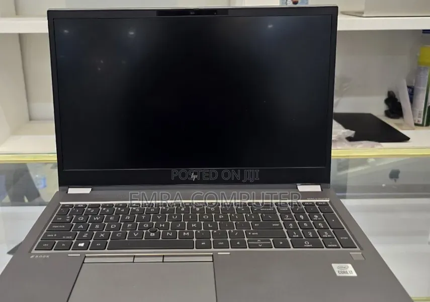 New Laptop HP 16GB Intel Core i5 SSD 512GB