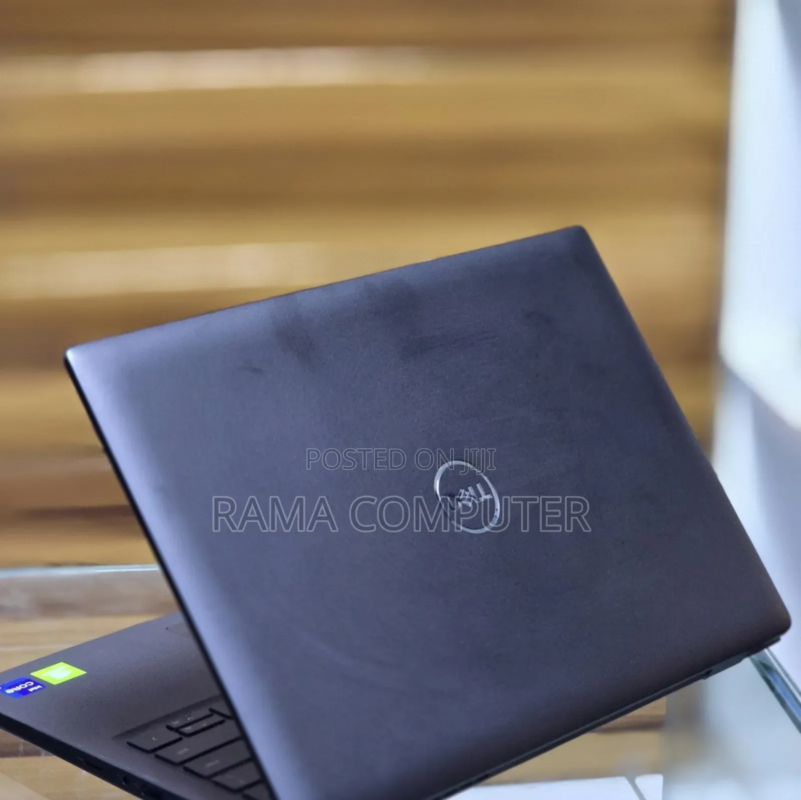 New Laptop Dell Latitude 3120 8GB Intel Core i7 SSD 256GB