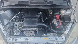 Toyota Vitz 2003 Silver