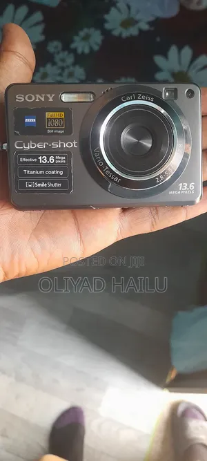 Sony Sayber Shoot Full Hd Camera