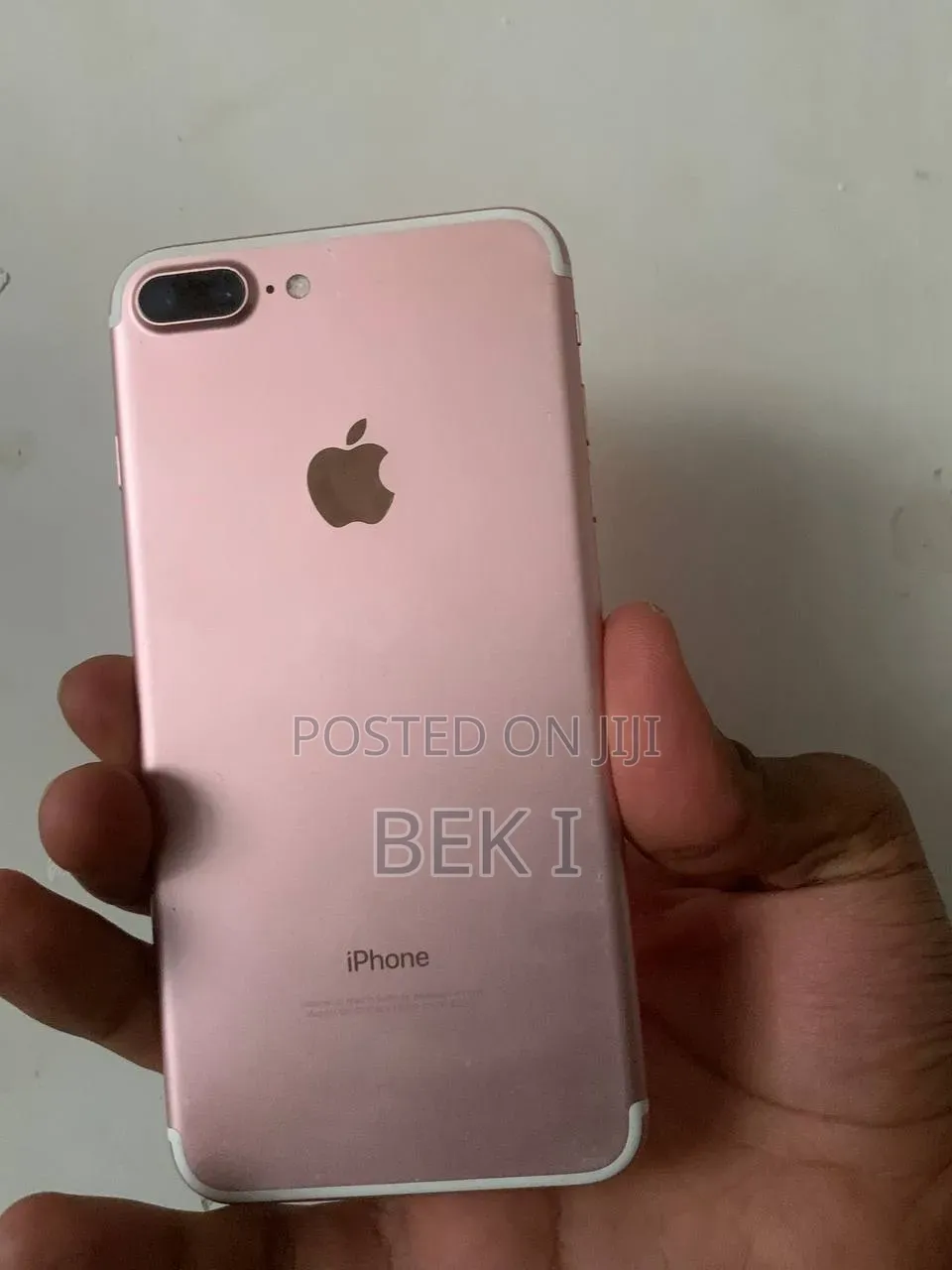 New Apple iPhone 7 Plus 128 GB Silver