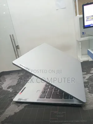 New Laptop Lenovo 16GB Qualcomm Snapdragon X Plus SSD 512GB