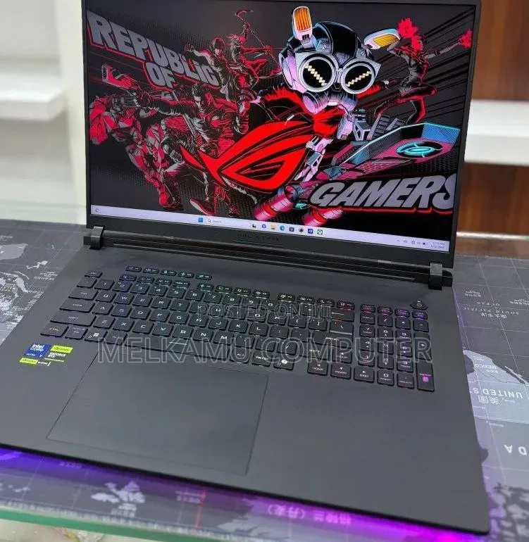 New Laptop Asus ROG Strix G18 32GB Intel Core Ultra 9 SSD 2T